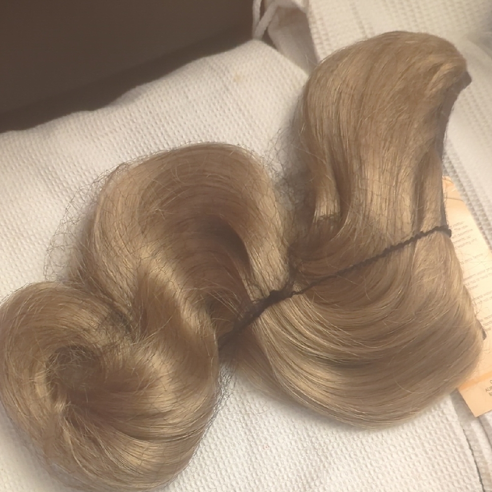 Elegant Light Brown Hair Extension
